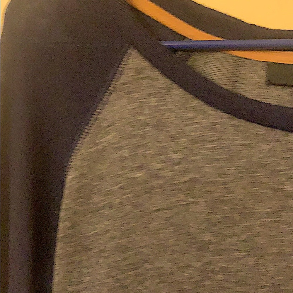Sweater - Picture 2 of 5